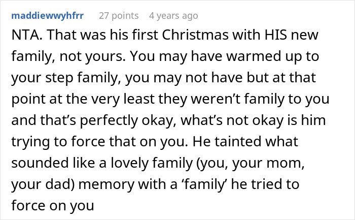 Text post discussing a selfish dad demanding apology from daughter after ruining her Christmas memory.