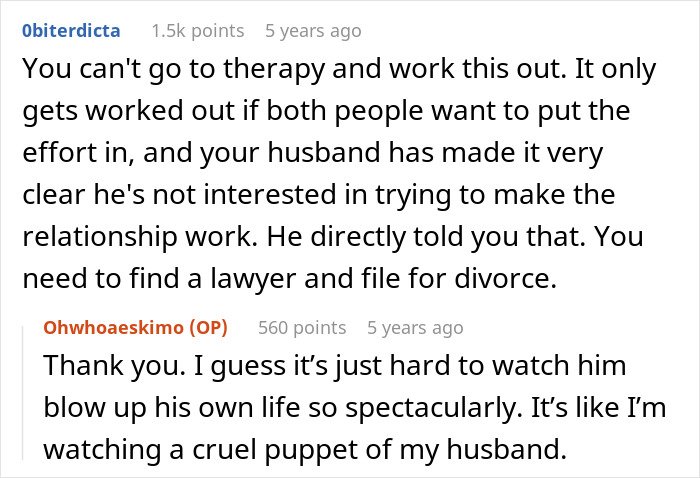 Text conversation about a woman sharing a 5 year update after leaving her cheating husband, discussing divorce advice.