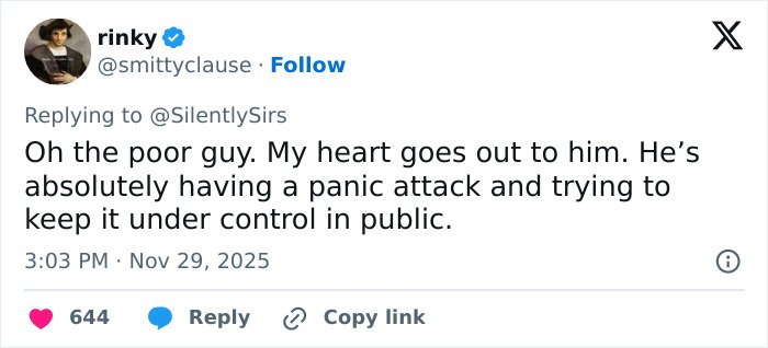 Screenshot of a tweet discussing a French soldier’s odd behavior behind Macron amid France is boiling conspiracy theories.