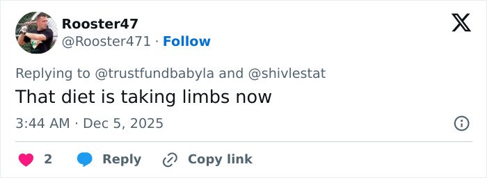 Twitter user Rooster47 replies to a comment about diet with a humorous remark, highlighting a bizarre detail noticed.