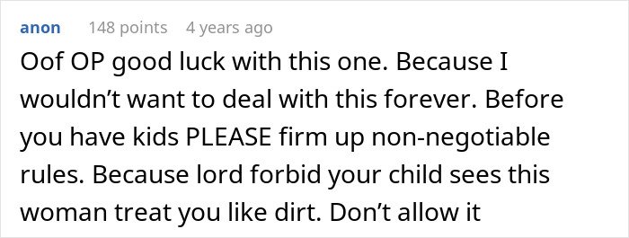 Screenshot of a forum comment discussing a son’s reaction to his mom’s behavior ruining his wedding day.