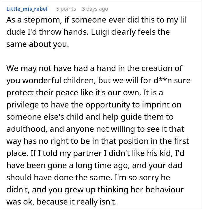 Reddit comment from stepmom defending kids and criticizing stepmother’s behavior, discussing insecurity about a kid.