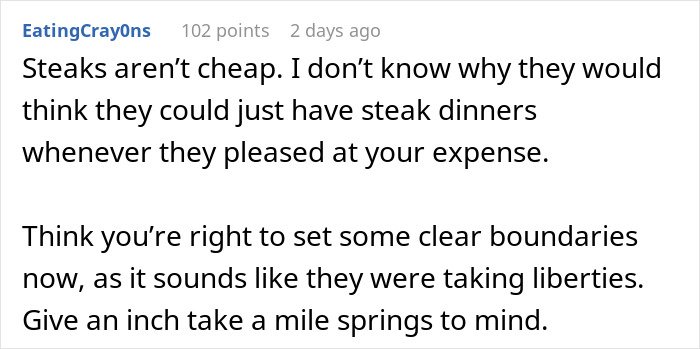 Comment discussing a mom accused of embarrassing son’s girlfriend who offered to cook meals, focusing on boundaries and expenses.
