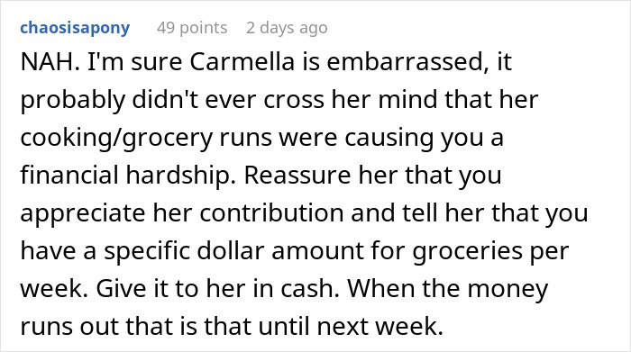 Comment discussing a mom accused of embarrassing son’s girlfriend who offered to cook meals and help with groceries.