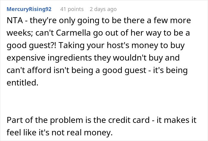 Screenshot of a Reddit comment discussing a mom accusing son’s girlfriend of being entitled when offering to cook meals.