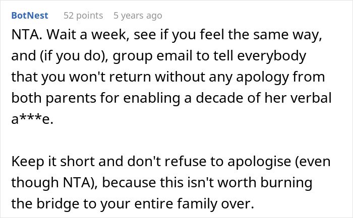 Screenshot of an online post showing a user discussing a relationship dispute over closing a closet door.