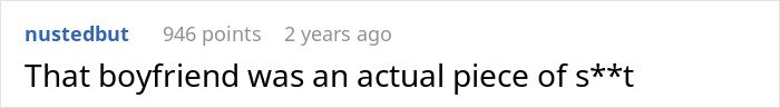 Screenshot of an online comment criticizing a boyfriend, related to his girlfriend wanting him to close her closet door.