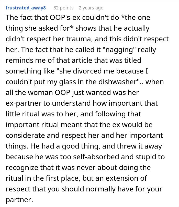 Reddit user explains how guy’s refusal to close girlfriend’s closet door showed disrespect, leading to public clap back and breakup.