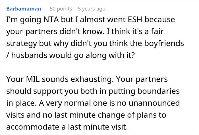 Screenshot of a Reddit comment discussing women pretending not to know about MIL&rsquo;s surprise visit to set boundaries.