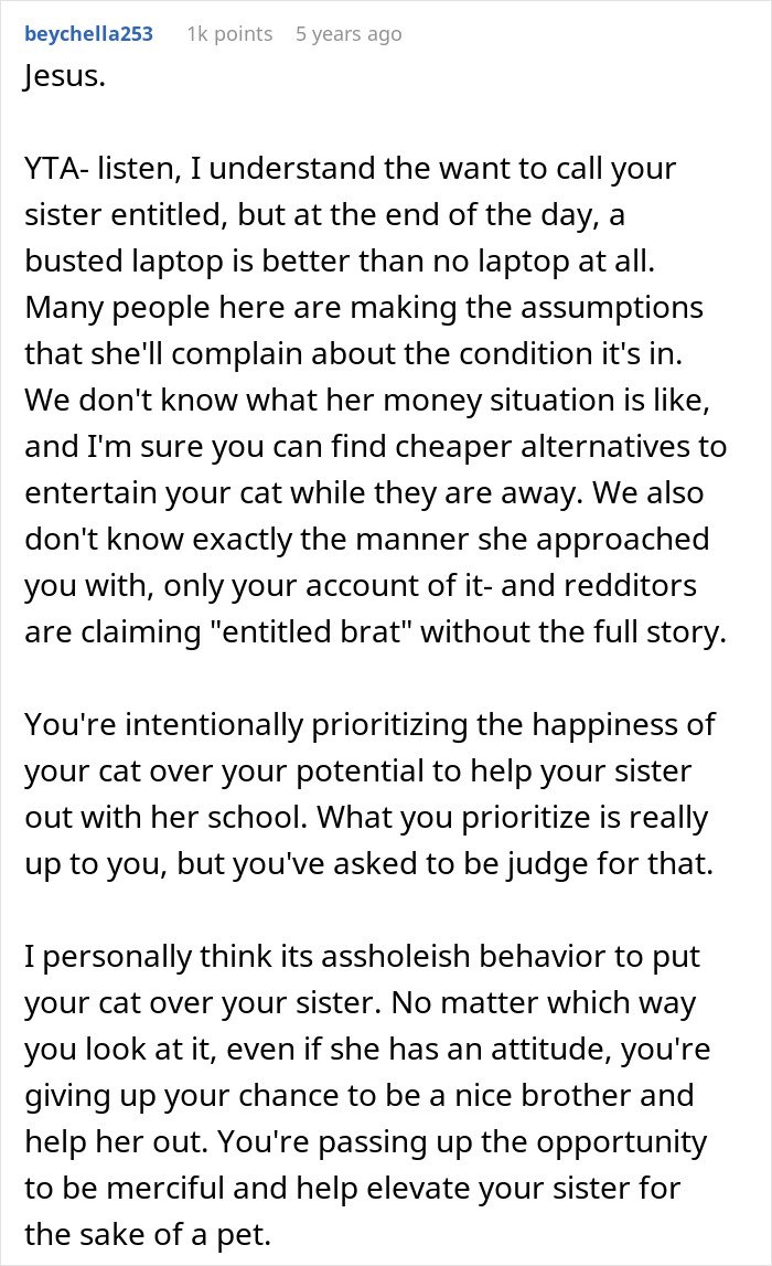 Reddit user comments debating giving an old laptop to a cat instead of a sister amid family and priority conflicts.