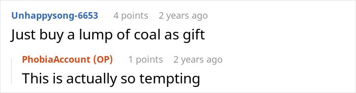 Screenshot of a Reddit comment thread discussing a woman upset her son’s partner came without a gift after being asked not to bring tacky trinkets.