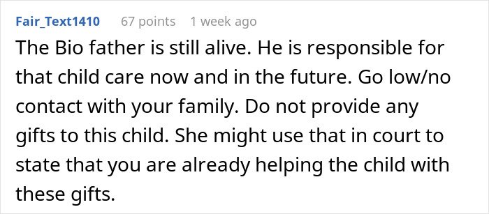 Comment discussing a childfree woman refusing responsibility for her sister's new baby and family&rsquo;s reaction advice.