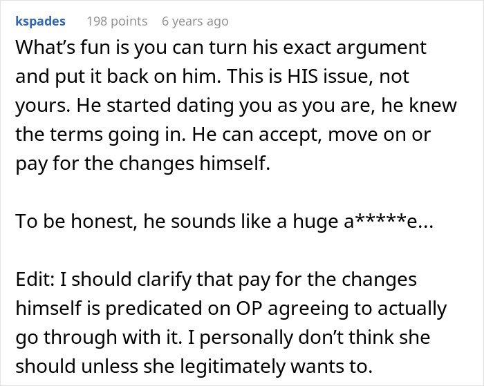 Comment discussing boyfriend demanding girlfriend laser off all body hair and online backlash in relationship debate.