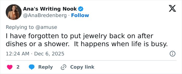 Screenshot of a tweet from Ana’s Writing Nook discussing daily life, reflecting public speculation on JD Vance’s wife Usha.