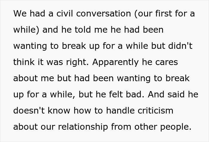 Text message revealing fiancé complaining about appearance, causing worry about their wedding photos and relationship issues.