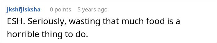 Screenshot of a forum comment discussing wasting food, related to a woman rethinking relationship after boyfriend salts chili.