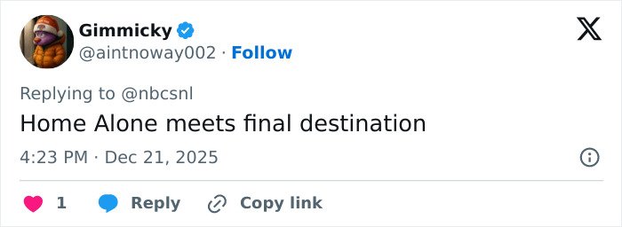Tweet reacting to SNL’s Home Alone parody starring Ariana Grande with a bloody twist, sparking fan division online.
