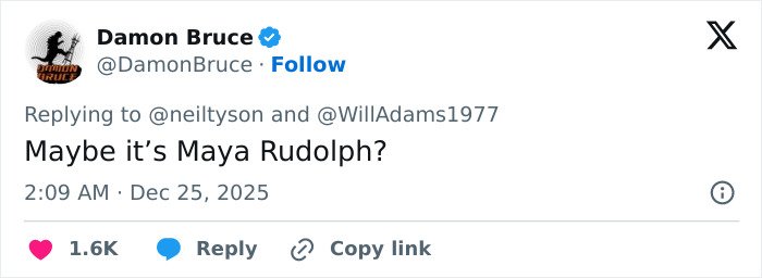 Screenshot of a Twitter reply to Neil deGrasse Tyson about the gender of Santa&rsquo;s reindeer Rudolph during a holiday discussion.