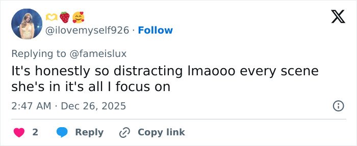 Tweet from a user commenting on how fans are zooming in on Millie Bobby Brown in a viral Stranger Things shot.