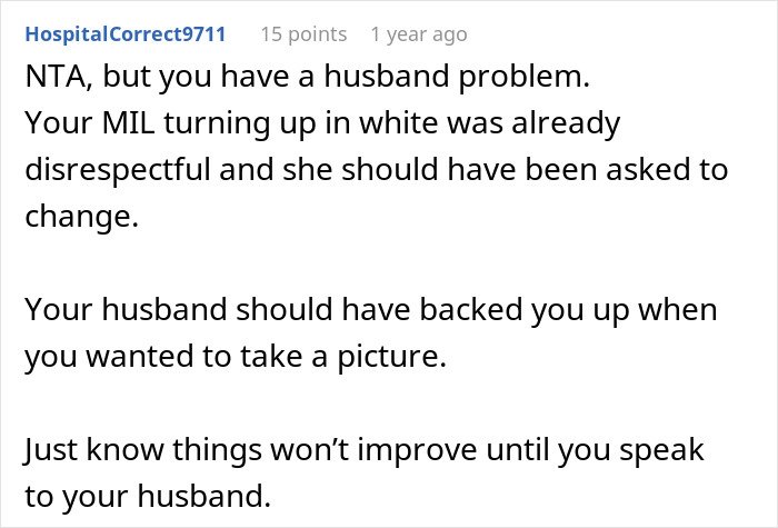 Screenshot of a forum comment discussing a mother-in-law wearing a white dress to her son’s wedding and causing tension.