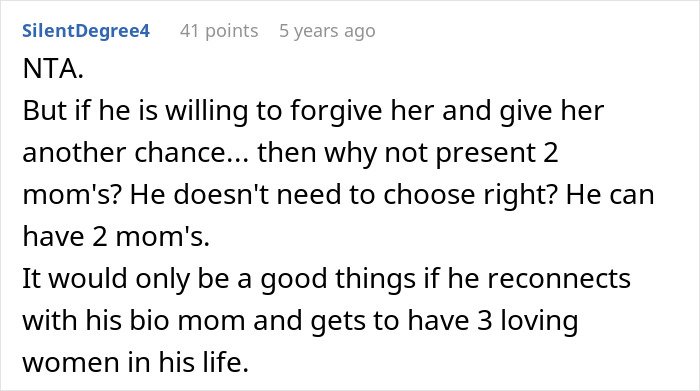 Comment discussing a woman letting her nephew call her mom and the bio mom's reaction demanding it to stop.