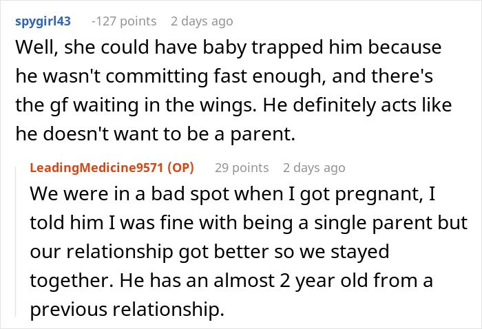 ALT text: Online discussion about woman rethinking her relationship after boyfriend ditches her and newborn to party for hours.