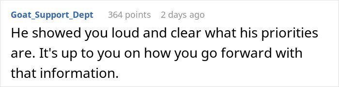 Screenshot of a Reddit comment about priorities, related to a woman rethinking her relationship after being ditched with a newborn.