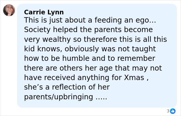 Comment from Carrie Lynn criticizing Kourtney Kardashian and Travis Barker for an intimate gift to his daughter.