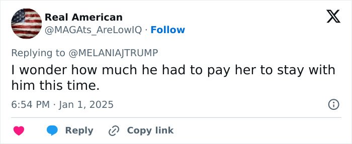 Tweet discussing Melania Trump's body language and public perception at Mar-a-Lago New Year's Eve event.