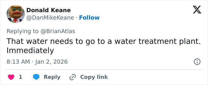 Screenshot of a Twitter reply by Donald Keane commenting on water quality in a casual social media post.