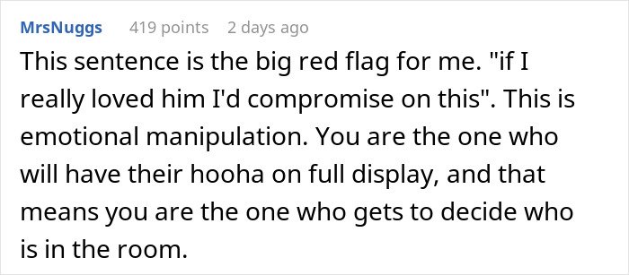 Screenshot of a Reddit comment discussing pregnant woman not wanting fianc&eacute;&rsquo;s mom in delivery room and compromise concerns.