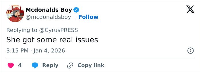 Twitter user Mcdonalds Boy replying to CyrusPRESS with a comment on Miley Cyrus pushing back at photographers.