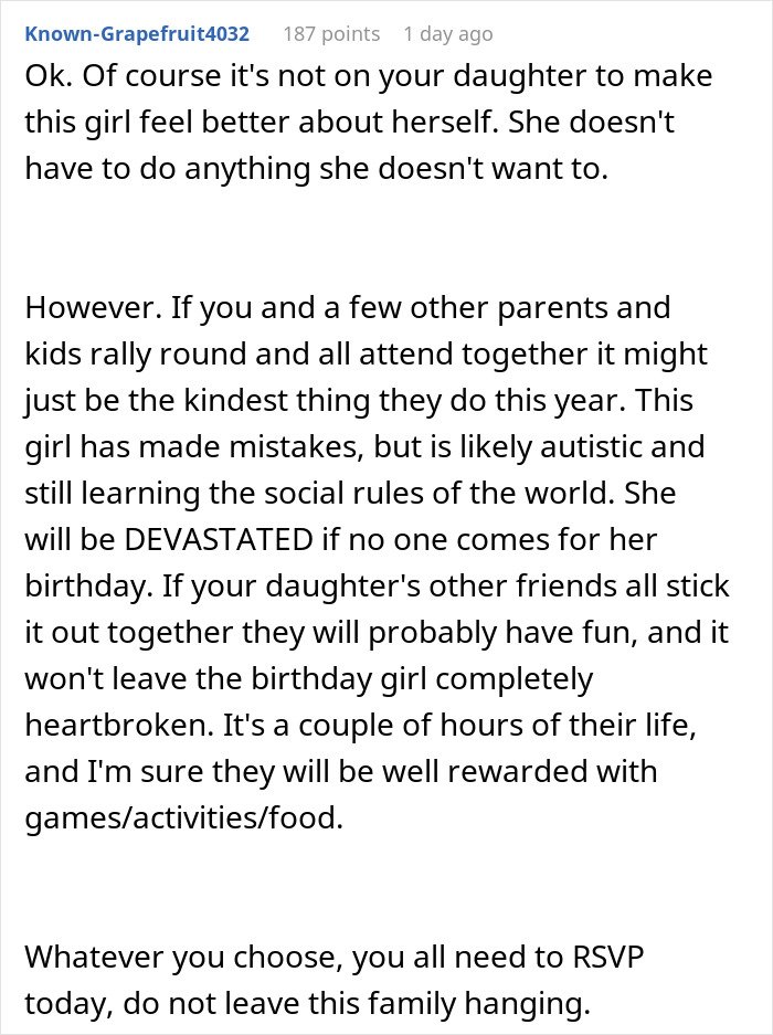 Reddit comment about parent wonders if daughter should attend a birthday everyone is skipping