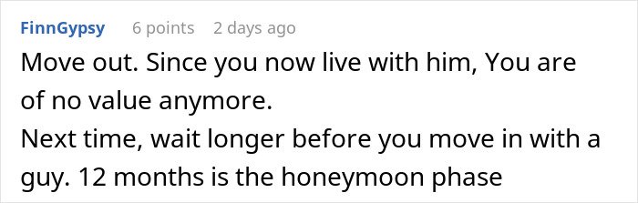 Screenshot of a Reddit comment discussing relationship advice after a man fails to buy Christmas presents for his girlfriend.