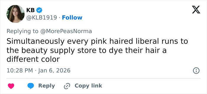 Tweet screenshot of KB commenting on pink hair trends among liberals, related to professional stylist insights on Trump’s hair change.