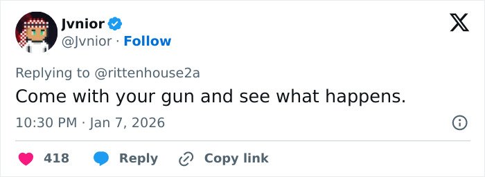 Screenshot of a Twitter reply reacting to Kyle Rittenhouse’s comments on the ICE slaying in Minneapolis.