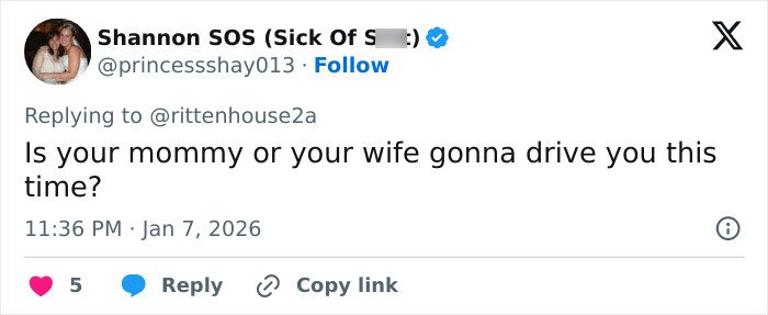 Tweet from Shannon SOS replying to Kyle Rittenhouse, reflecting public reaction to ICE slaying controversy in Minneapolis.