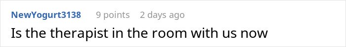 Screenshot of an online forum comment discussing a therapist's presence during a conversation about fiancée’s obsession with her bully.