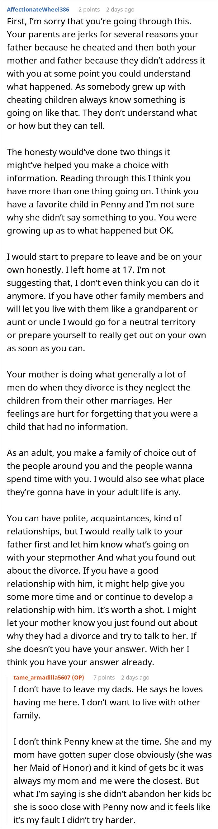 Screenshot of an online discussion about a mom blaming her daughter for picking dad during the divorce and family issues.