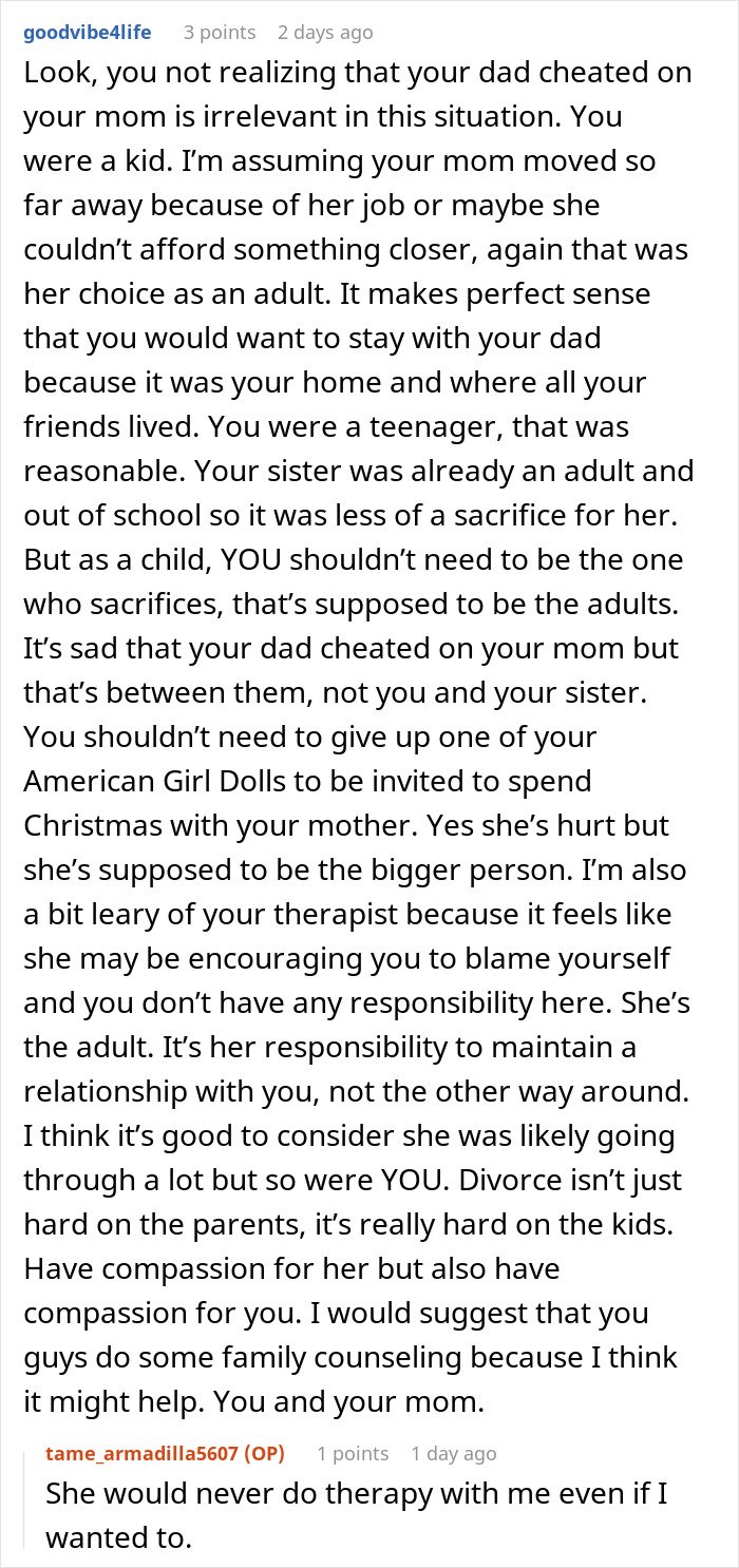 Screenshot of an online discussion about a mom blaming her daughter for picking dad in the divorce and refusing involvement.