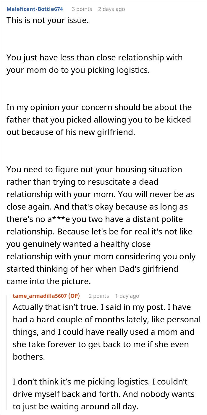 Online discussion about mom blaming daughter for picking dad in divorce, causing distant relationship and family conflicts.