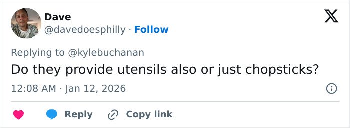 Twitter user Dave asking if utensils are provided or if only chopsticks come with the Golden Globes food ordered on DoorDash.