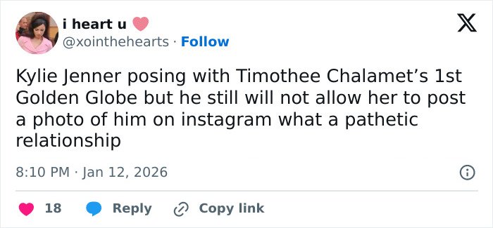 Tweet discussing Kylie Jenner posing with Timothée Chalamet’s Golden Globe amid their exposed fight and social media conflict.