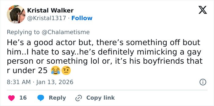 Tweet discussing a viral sassy Golden Globes exchange involving Leonardo DiCaprio that sparked lip reader theories.