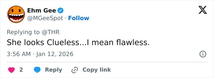 Tweet from user Ehm Gee reacting to Alicia Silverstone glitching at the Golden Globes with a humorous comment about her look.