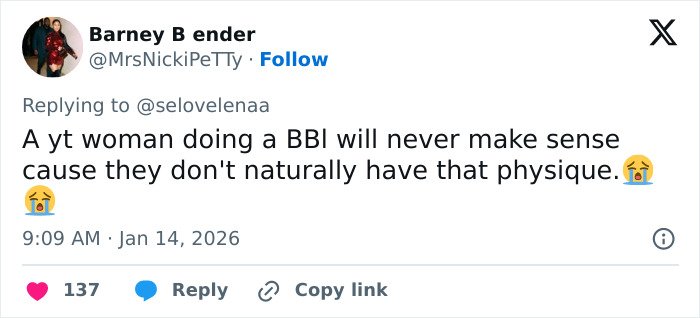 Screenshot of a tweet discussing a woman’s physique in relation to a BBL with Kylie Jenner’s Golden Globes seat photo context.