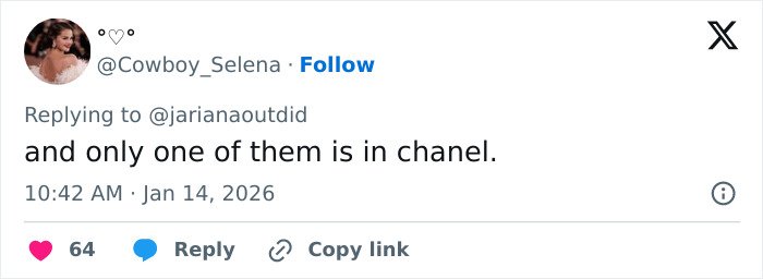 Tweet from user Cowboy_Selena responding to a discussion about Selena Gomez plagiarizing Arab influencer’s look.