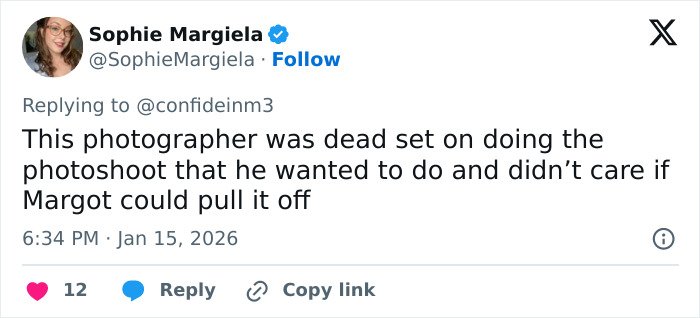 Tweet criticizing Margot Robbie's underwater cover shoot, highlighting photographer's stubborn approach despite doubts.