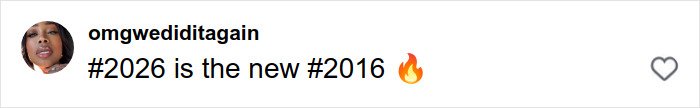 Social media comment praising a viral post about Serena Williams&rsquo; knees kneeing move with fire emoji.