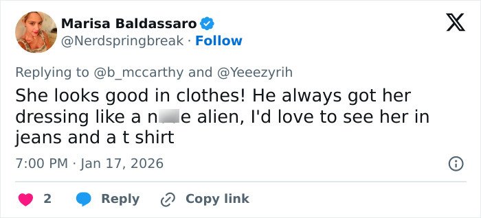 Tweet discussing Bianca Censori’s unexpected talent and her appearance wearing pants breaking the internet.